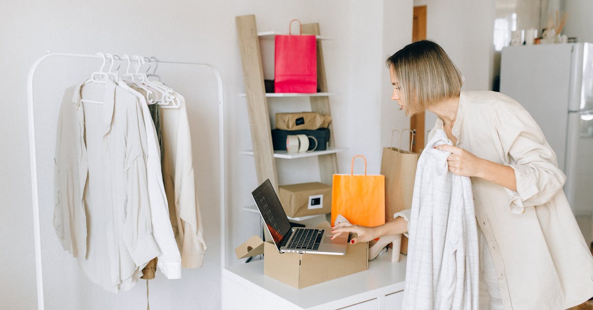 Why Fitted Wardrobes Are Ideal for Small Spaces